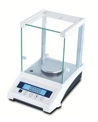 ANALYTICAL BALANCE