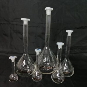 VOLUMETRIC FLASK  WITH PLASTIC STOPPER ( CLEAR ) - Image 2