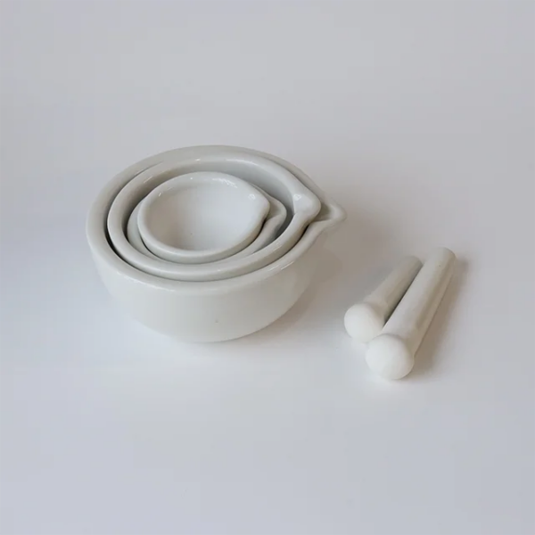 MORTAR AND PESTLE PORCELAIN - Image 3
