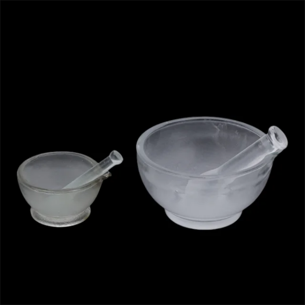 MORTAR AND PESTLE PORCELAIN - Image 2