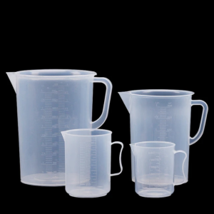 BEAKER PLASTIC WITH HANDLE