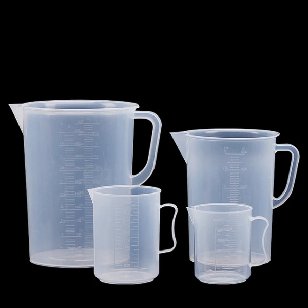 BEAKER PLASTIC WITH HANDLE - Image 2